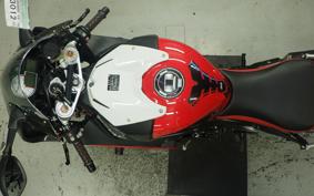 BMW S1000RR 2013