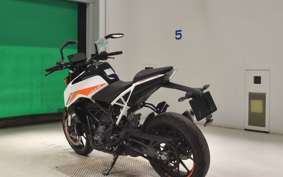 KTM 390 DUKE 2024