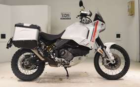 DUCATI DESSERT X 2022