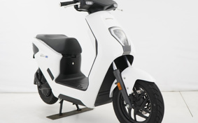 HONDA EM1 e: EF16