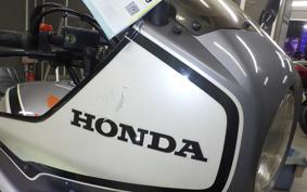 HONDA CBX550F INTEGRA 2026 PC04