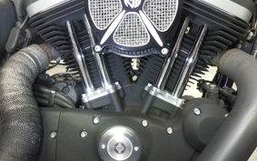 HARLEY XL883N 2012