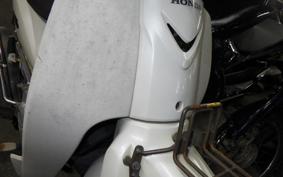 HONDA C110 SUPER CUB JA10
