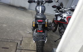 TRIUMPH SCRAMBLER 1200 XE 2019