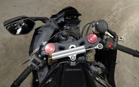 KAWASAKI ZX 10 NINJA R ZXCK19