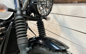 TRIUMPH STREET SCRAMBLER 2018 DAD78G