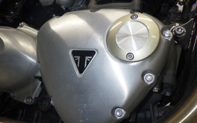 TRIUMPH THRUXTON 1200 R 2016
