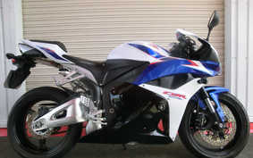 HONDA CBR600RR 2011 PC40