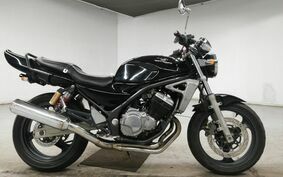 SUZUKI GSX250FX ZR250C