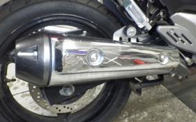 SUZUKI GSR250 2004