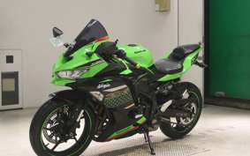 KAWASAKI ZX-25R ZX250E