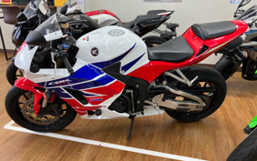 HONDA CBR600RR 2015 PC40