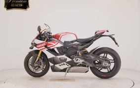 DUCATI パニガーレV4 TRICOLORE 2026