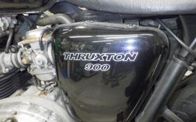 TRIUMPH THRUXTON 900 2005