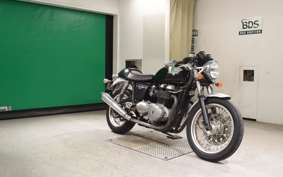 TRIUMPH THRUXTON 900 2005
