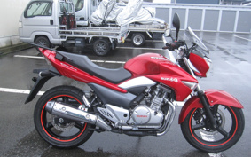 SUZUKI GSR250 GJ55D