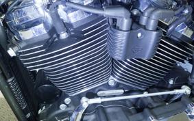 HARLEY FLBS 1870 2024