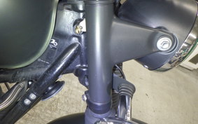 TRIUMPH BONNEVILLE T100 2012