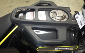 HUSQVARNA SVARTPILEN 401 2019