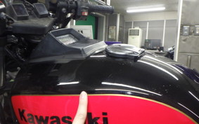 KAWASAKI GPZ400F 1983 ZX400A