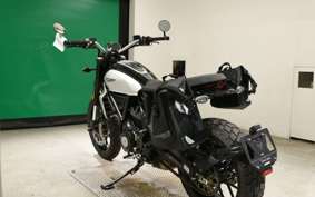 DUCATI SCRAMBLER ICON 2024