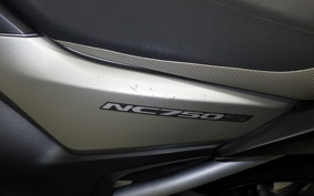 HONDA NC750S D 2016 RC88