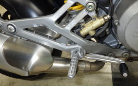 DUCATI MONSTER 400 IE 2005