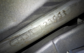 SUZUKI SKYWAVE 250 (Burgman 250) SS CJ43A