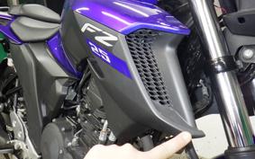 YAMAHA FZ25