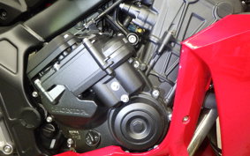 HONDA CBR650R E-Clutch 2025 RH17