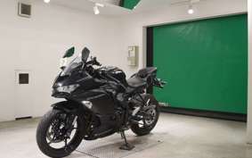 KAWASAKI ZX-25R ZX250E