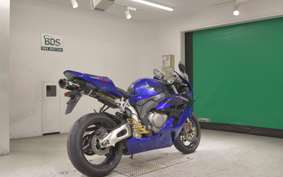 HONDA CBR1000RR 2005