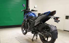 HONDA X-BLADE 2019