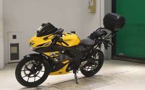 SUZUKI GSX-R150 2010