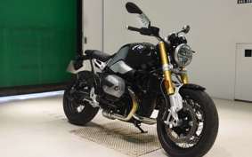 BMW R NINE T 2021