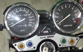 YAMAHA XJR1200 1994 4KG