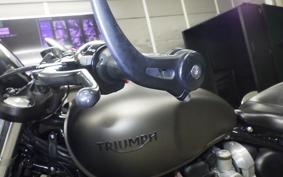 TRIUMPH BONNEVILLE BOBBER 2019