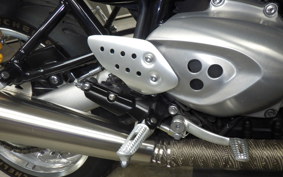 TRIUMPH THRUXTON 1200 R 2016