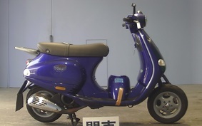 VESPA 125 ET4 M190