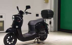YAMAHA VINO 50 Gen.4 2005 AY02