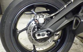 TRIUMPH STREET TRIPLE RS 2025