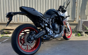 SUZUKI GSX-8R 2024 EM1AA