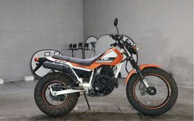 YAMAHA TW225 DG09J