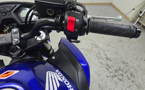 HONDA CB650F 2015 RC83