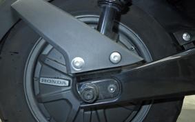 HONDA EM1 e: EF16
