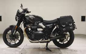 TRIUMPH SPEED TWIN 900 2025
