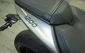 TRIUMPH SPEED TRIPLE RS 2021