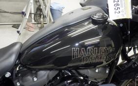HARLEY FXLRST1920 2023
