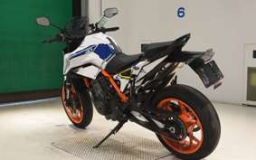 KTM 890 DUKE R 2021