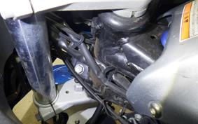 SUZUKI GSR250S